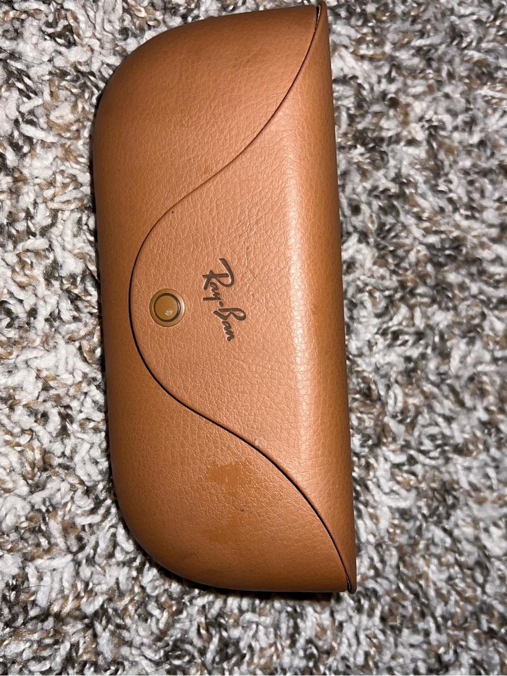Ray-Ban meta sunglasses charging case